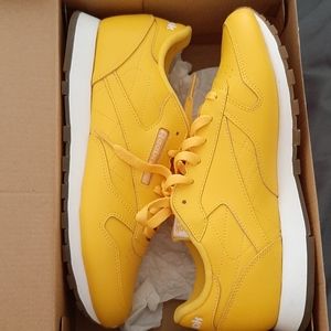 Reebok Classic women's 9